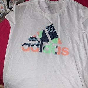 Adidas T-Shirt